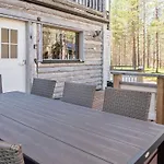 Uuttuniemi By Interhome Куусамо